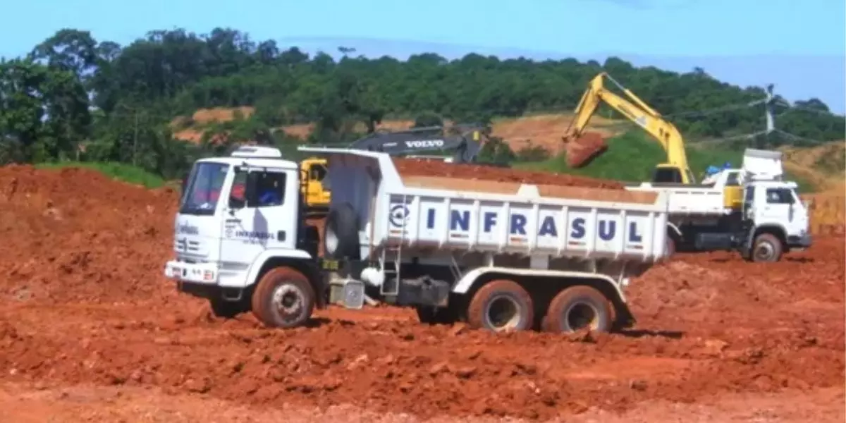Infrasul abriu vagas em Joinville e região com benefícios confirmados. Veja cargos disponíveis e como enviar currículo.